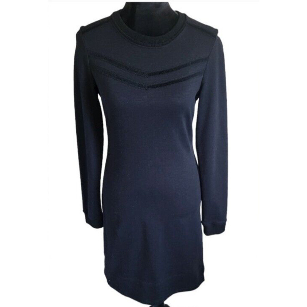 Scotch & Soda fitted dress with long sleeves and crew neck, size small